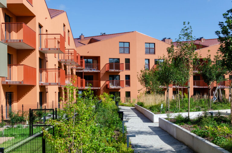 Sarnie Estate